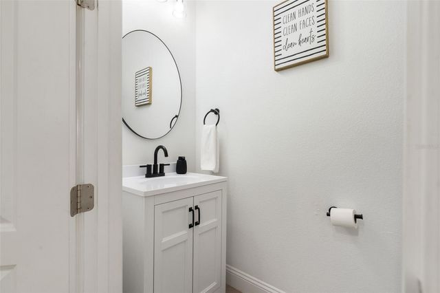 5419 SW 215 TERRACE, Newberry, FL 32669