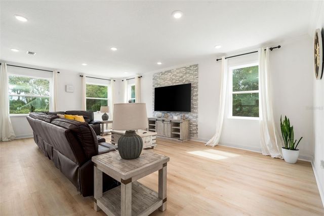 5419 SW 215 TERRACE, Newberry, FL 32669