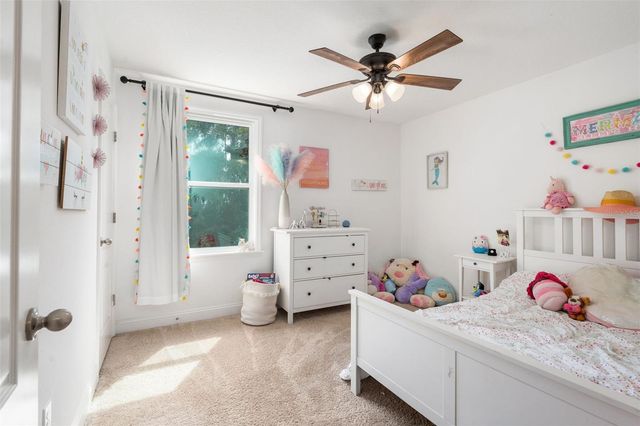 5419 SW 215 TERRACE, Newberry, FL 32669