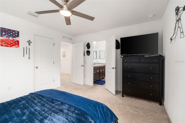 5419 SW 215 TERRACE, Newberry, FL 32669