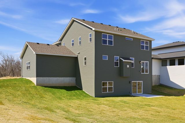 2164 Eustis, Roseville, MN 55113