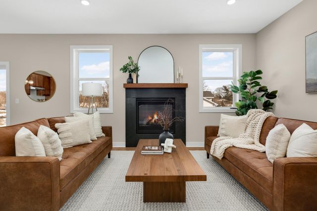 2164 Eustis, Roseville, MN 55113