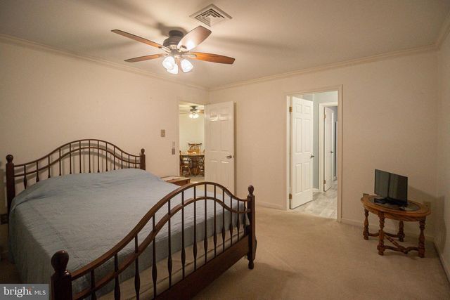8 ABBEY COURT, Carlisle, PA 17015