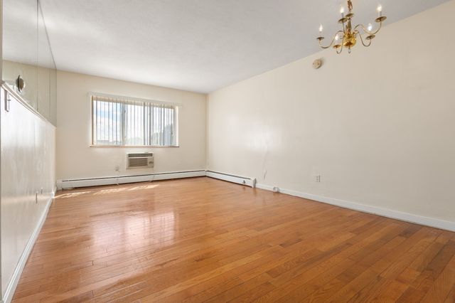 46 Adams St D-4, Boston, MA 02122