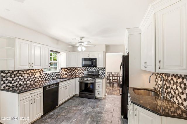 343 Grande River Boulevard, Toms River, NJ 08755