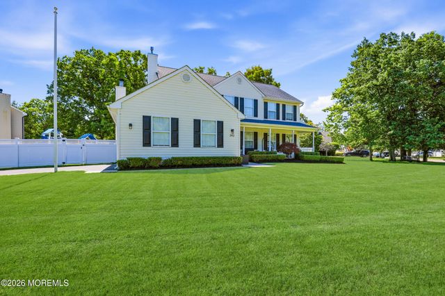 343 Grande River Boulevard, Toms River, NJ 08755