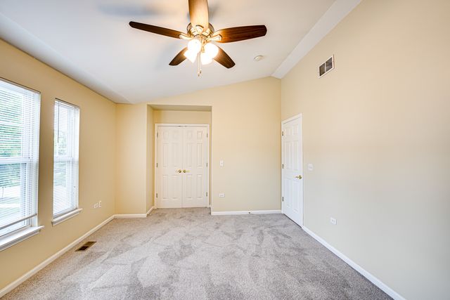 3147 Saganashkee Lane, Naperville, IL 60564