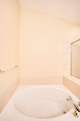 3147 Saganashkee Lane, Naperville, IL 60564