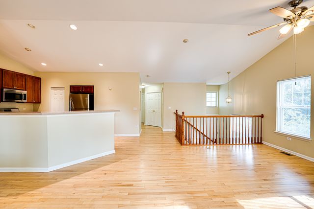 3147 Saganashkee Lane, Naperville, IL 60564