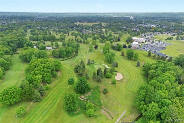 9512 E Lippincott Boulevard, Davison, MI 48423