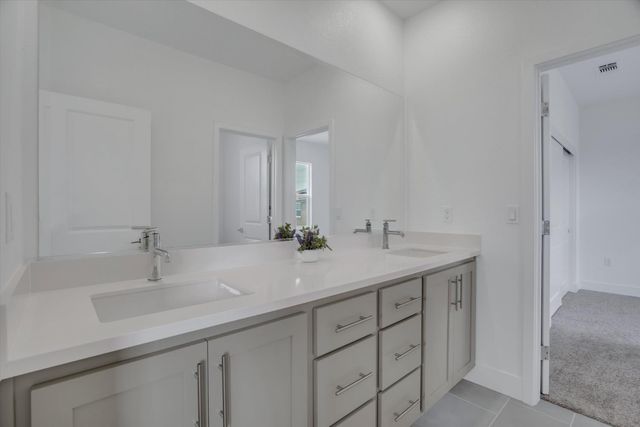 61 W San Diego Dr, Mountain House, CA 95391
