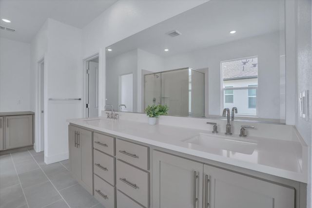 61 W San Diego Dr, Mountain House, CA 95391