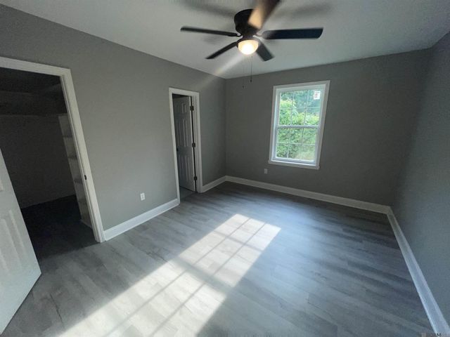 5520 Linden St, Baton Rouge, LA 70805