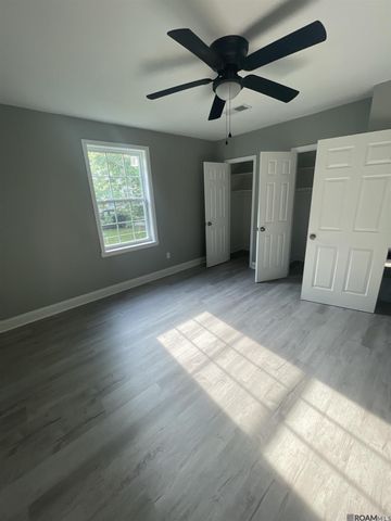 5520 Linden St, Baton Rouge, LA 70805