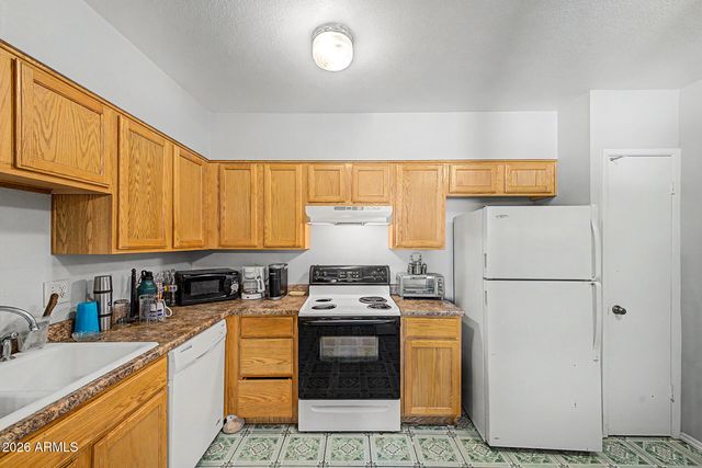 830 S DOBSON Road 11, Mesa, AZ 85202