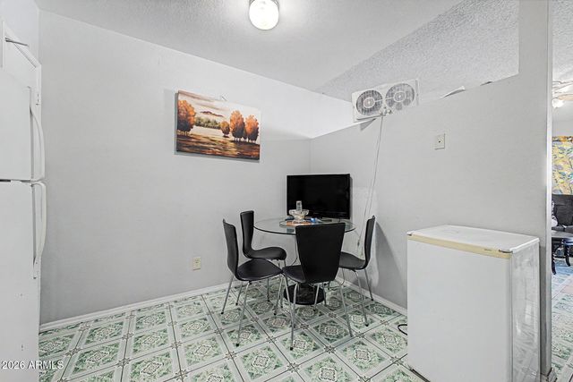 830 S DOBSON Road 11, Mesa, AZ 85202