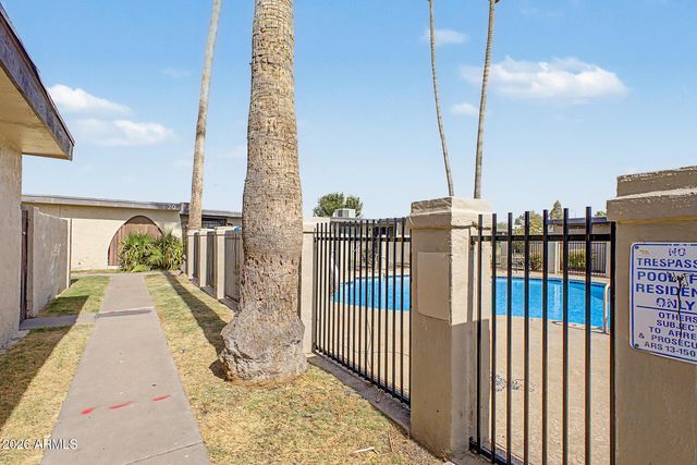 830 S DOBSON Road 11, Mesa, AZ 85202