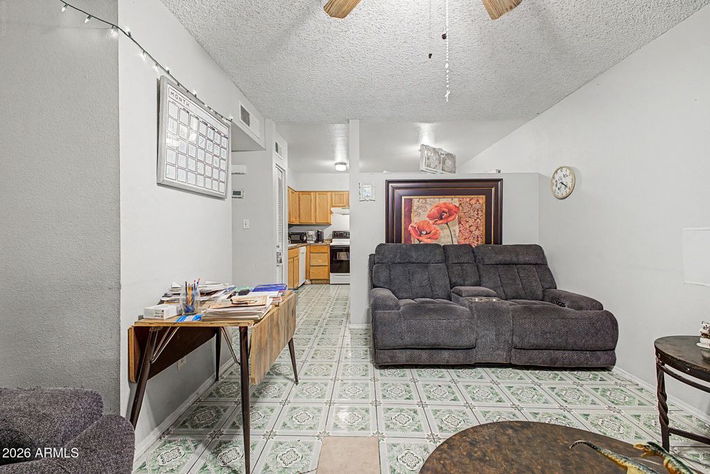 830 S DOBSON Road 11, Mesa, AZ 85202