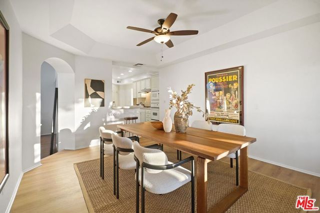 5333 Zelzah Avenue 338, Encino, CA 91316