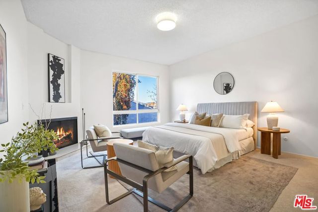 5333 Zelzah Avenue 338, Encino, CA 91316