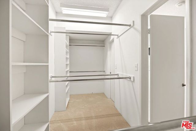 5333 Zelzah Avenue 338, Encino, CA 91316