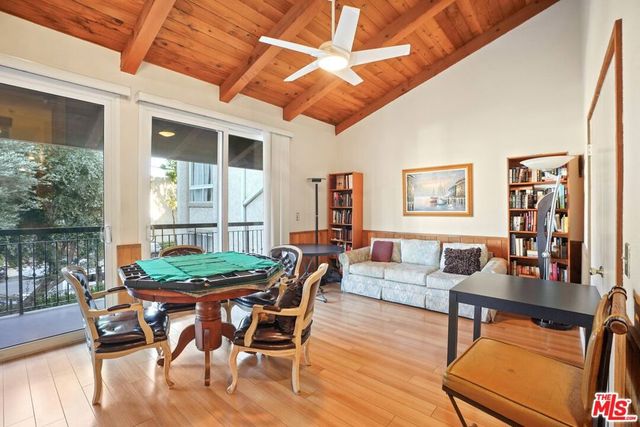 5333 Zelzah Avenue 338, Encino, CA 91316