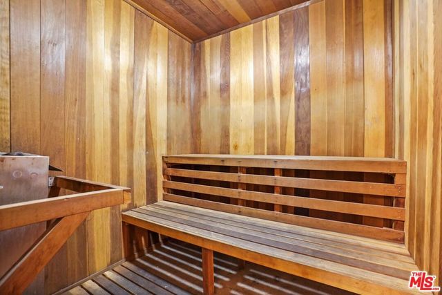 5333 Zelzah Avenue 338, Encino, CA 91316