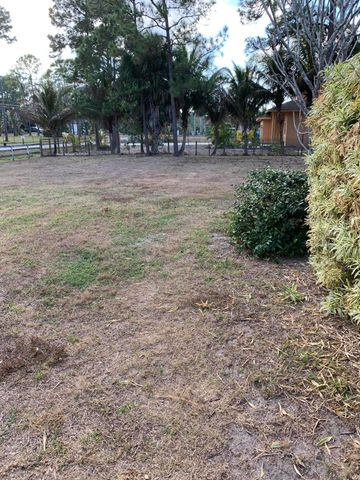 16701 86th Street North One, Loxahatchee, FL 33470