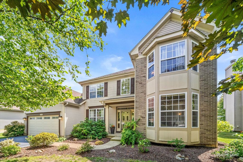 275 Hampton Road, Sugar Grove, IL 60554