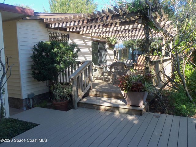 559 Marlin Circle, Barefoot Bay, FL 32976