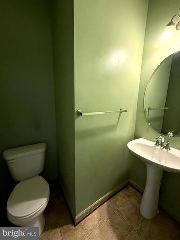 601 MCCONNELL CT, Middle River, MD 21220