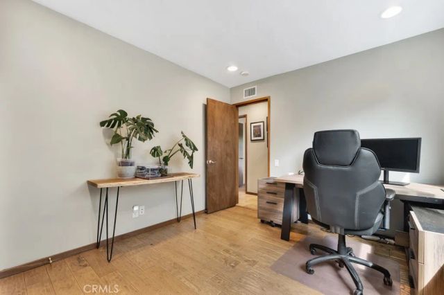 23807 Hartland Street, West Hills, CA 91307