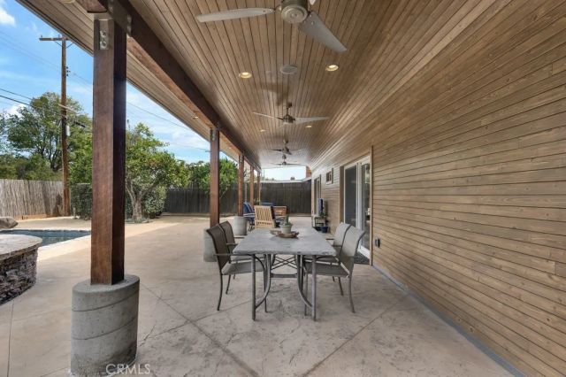 23807 Hartland Street, West Hills, CA 91307