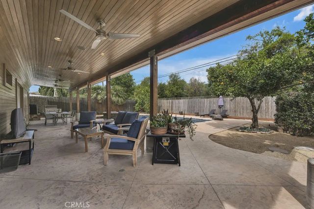 23807 Hartland Street, West Hills, CA 91307