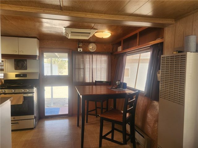 20 W Grand Wash Drive, Meadview, AZ 86444