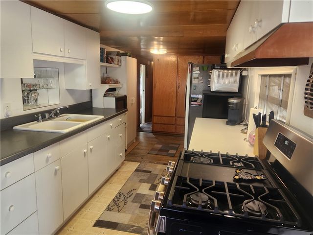 20 W Grand Wash Drive, Meadview, AZ 86444