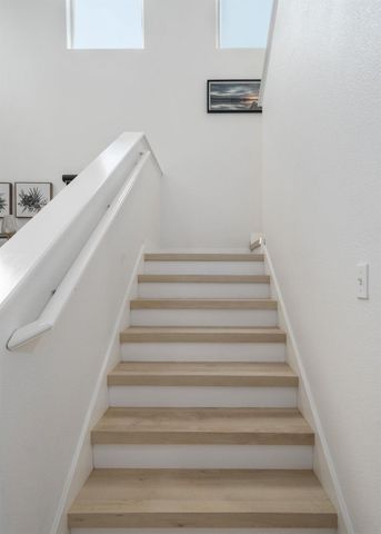 4680 Javier Way, Fresno, CA 93722