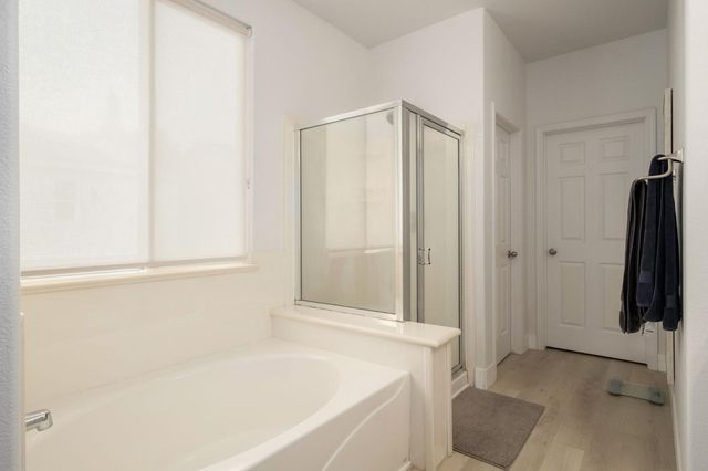 4680 Javier Way, Fresno, CA 93722