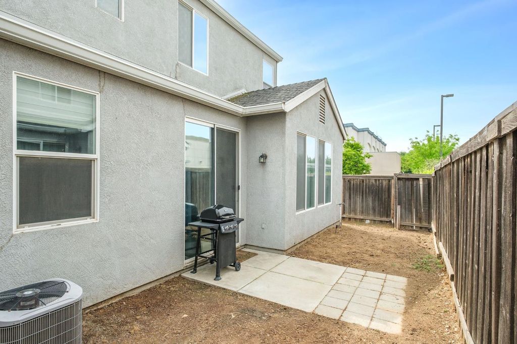 Image 25 of property listing at 4680 Javier Way, Fresno, CA 93722