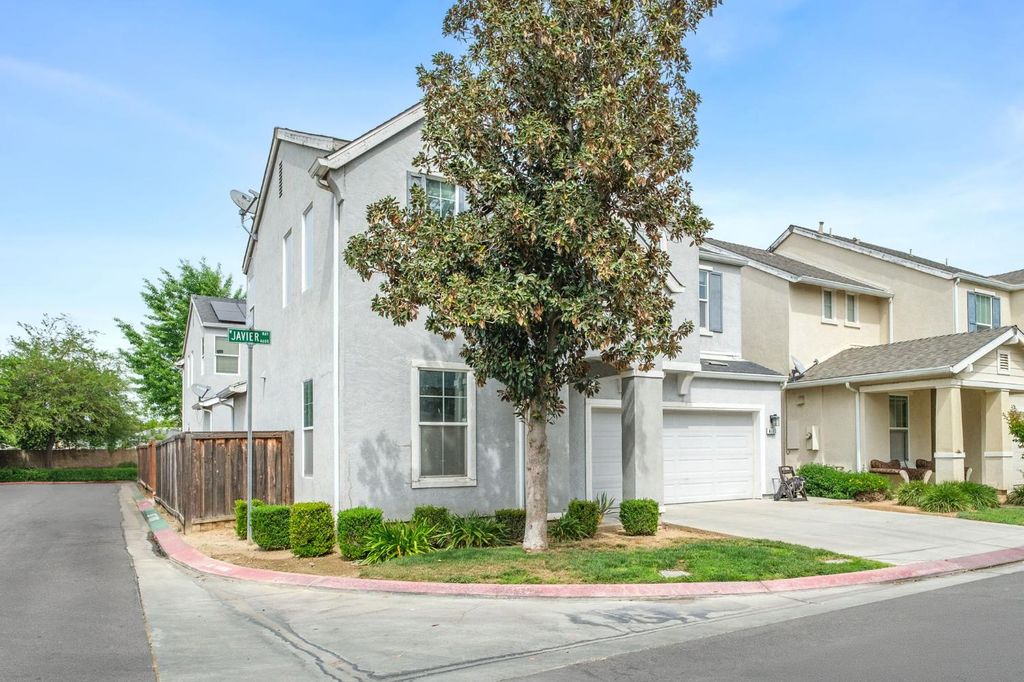 Image 26 of property listing at 4680 Javier Way, Fresno, CA 93722
