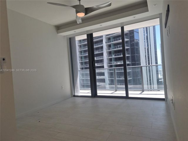 1000 Brickell Plz 2101, Miami, FL 33131