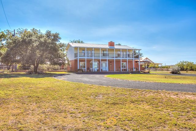 4123 Mercedes St, San Angelo, TX 76901