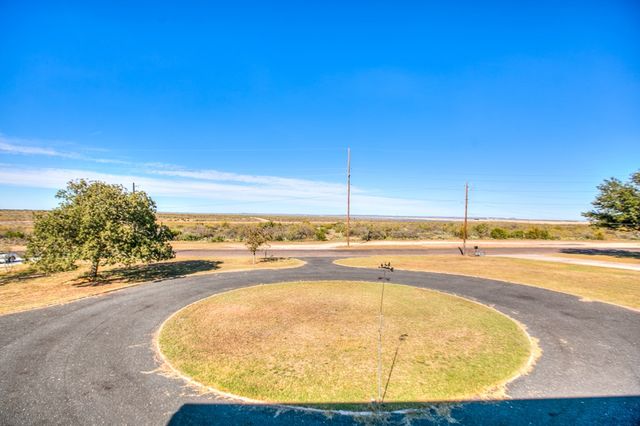 4123 Mercedes St, San Angelo, TX 76901