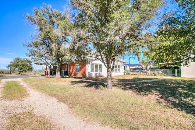 4123 Mercedes St, San Angelo, TX 76901