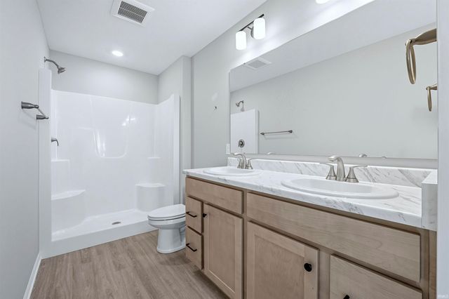 542 Lago Court, Fort Wayne, IN 46818