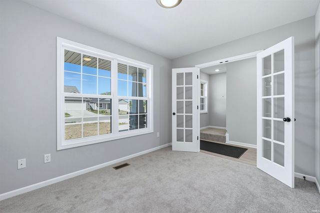 542 Lago Court, Fort Wayne, IN 46818