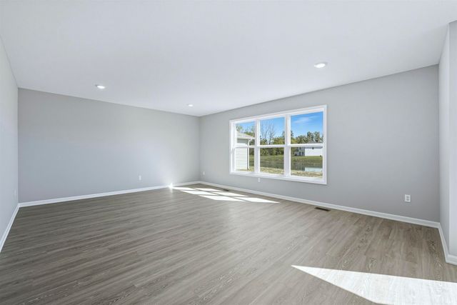 542 Lago Court, Fort Wayne, IN 46818