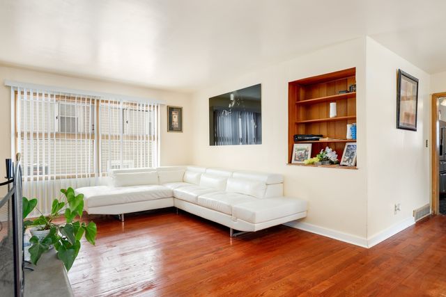 302 W 13th Street, Chicago Heights, IL 60411