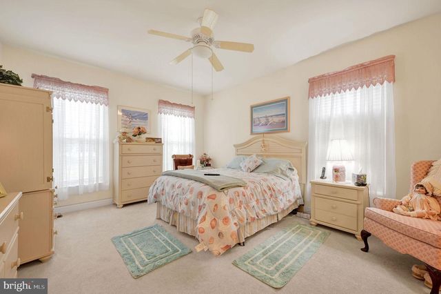 6089 W DENNEYS RD, Dover, DE 19901