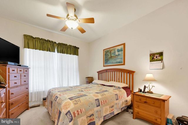 6089 W DENNEYS RD, Dover, DE 19901